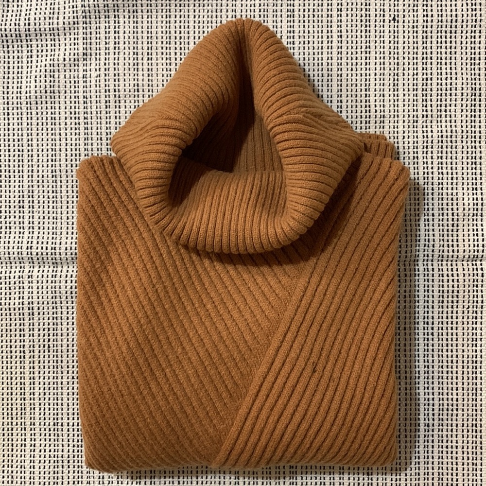 Ann Taylor turtleneck sweater